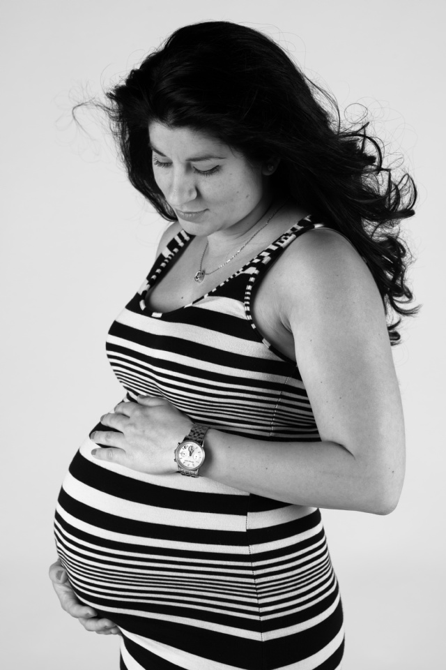 Jennifer Pontarelli | Photography Services in Montreal | DIANE'S MATERNITY  | A Montreal photographer offering photography & videography services in Montreal & surrounding areas. Wedding photography to event photography, in Montreal
